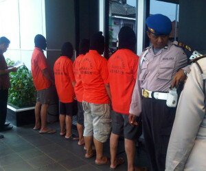 Kawanan penyuling gas, dibekuk aparat Polresta Bekasi Kota. (Saban)