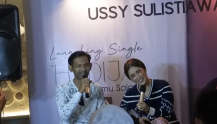 Ussy Sulistiawaty saat rilis single 'Hadija'.(mia)