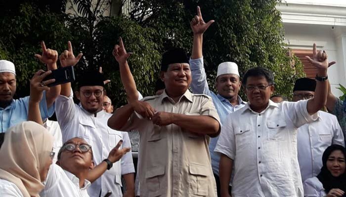 Calon presiden Prabowo Subianto di kediamannya, Jalan Kertanegara IV, Kebayoran Baru (yendhi)