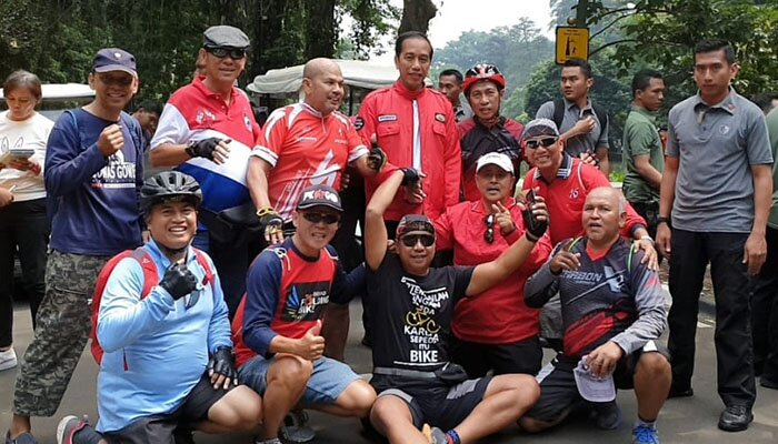 Komunitas GFC Bekasi foto bersama Presiden Joko Widodo.