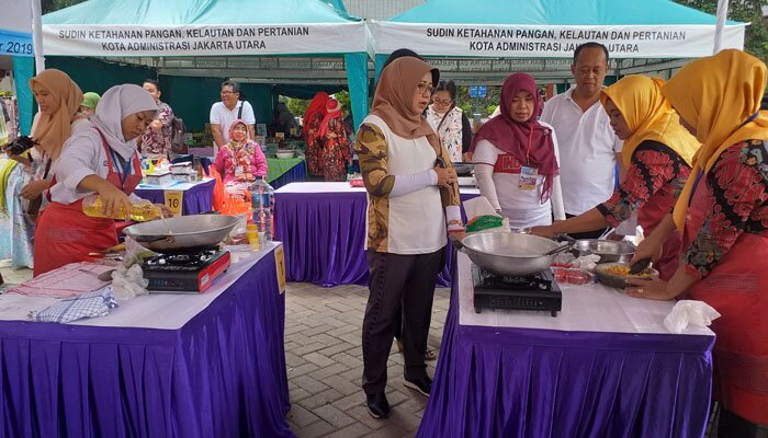 Sudin KPKP Jakarta Utara, menggelar lomba masak ikan sebagai memasyarakatkan makan ikan. (deny)