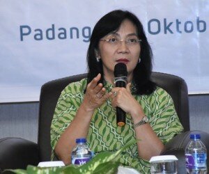 Direktur Jenderal Industri Kecil, Menegah dan Aneka (IKMA) Kementerian Perindustrian, Gati Wibawaningsih saat menjadi narasumber pada Workshop Pendalaman Industri di Padang, Sumatera Barat, (ist)