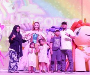 Pertunjukan 'Magical Unicorn' di dufan ancol