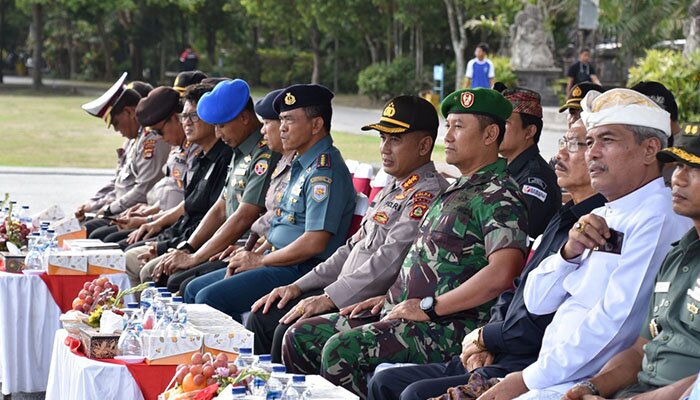 Danlanal Denpasar Hadiri Apel Konsolidasi berahirnya Pengamanan Pemilu 2019. (ist)