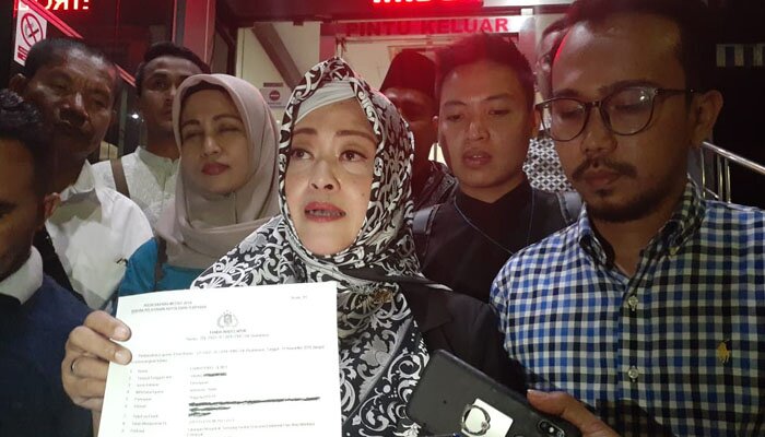 Anggota DPD RI Fahira Idris melaporkan akun facebook atas nama Ade Armando ke Polda Metro Jaya, Jumat (1/11/2019).(firdha)