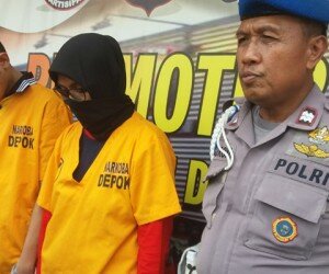 Ibu menyelundupkan sabu ke rutan untuk suami ditangkap.(angga)