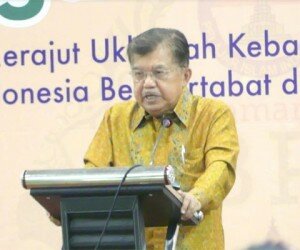 Mantan Wapres Jusuf Kalla (JK) membuka Muktamar VI KBPII.