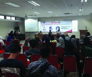 Seminar dengan tema "Pengawalan Kebijakan Pemerintah dalam Memerangi Radikalisme", yang diselenggarakan oleh DEMA FISIP di UIN Syarif Hidayahtullah Jakarta.