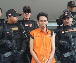 Tersangka kasus pencabulan, Husein Alatas alias HA alias HH, di Polda Metro Jaya, Jakarta Selatan, Jumat (20/12/2019).(firda)