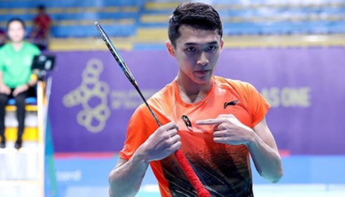 Jonatan Christie usai mengalahkan tunggal putra Malaysia Lee Zii Jia dengan dua gim langsung 21-9 dan 21-17.(ist)