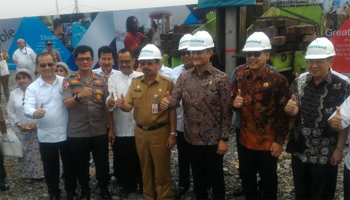 Mensos Juliari P. Batubara usai peletakan batu pertama pembangunan gedung Ability Hub.(saban0