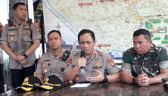 Kapolda Metro Jaya, Irjen Gatot Eddy Pramono bersama Pangdam Jaya, Mayjen Eko Margiono. (yendhi)