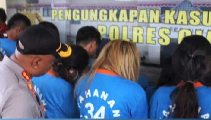 Korban kawin kontrak yang diamankan di Puncak.(yopi)