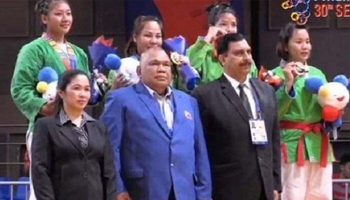 Khasani Nazmu Shifa (kiri atas) atlet kurash asal Kota Bogor berprestasi di ajang Asian Games Filipina. (ist)