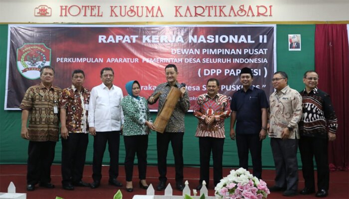 Menteri Sosial Juliari P Batubara saat membuka Rapat Kerja Nasional II DPP PAPDESI, di Surakarta, Kamis (12/12/2019).(ist)